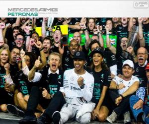 Puzzle Λιούις Χάμιλτον, ο παγκόσμιος πρωταθλητής F1 2014 με Mercedes